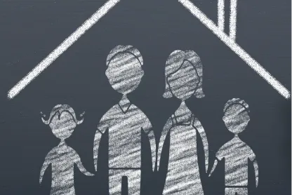 Dessin de membres d'une même famille sous un toit